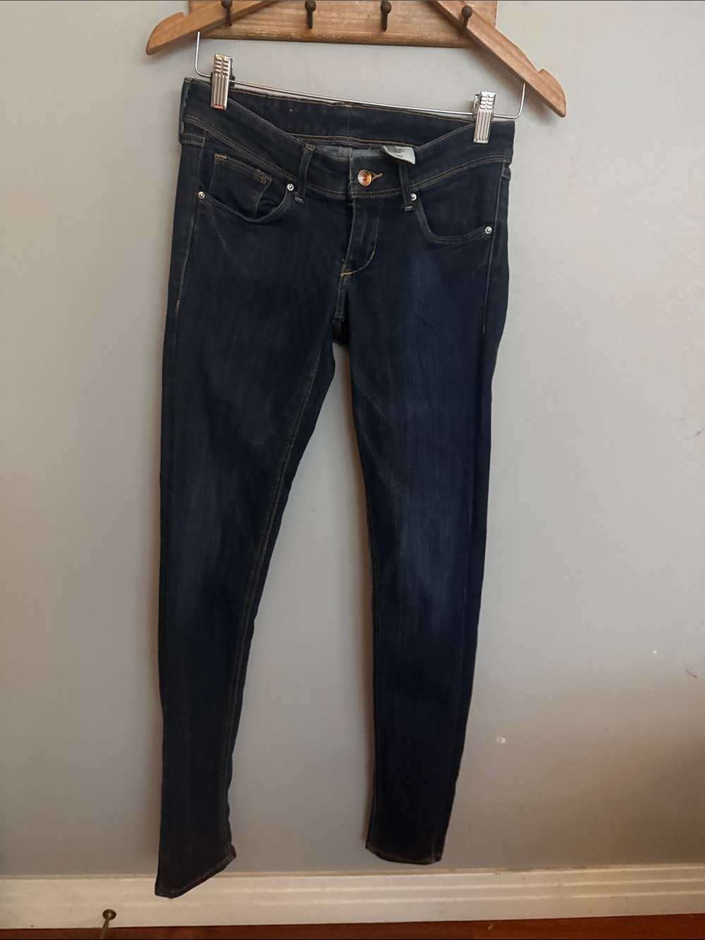 H&M Denim Super Skinny Jean